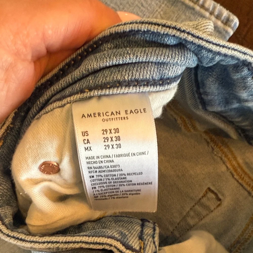 American Eagle Outfitters Light Blue Jeans with Brown Patch - Picture 6 of 6